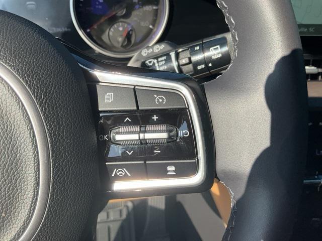 used 2024 Kia Carnival car, priced at $36,777