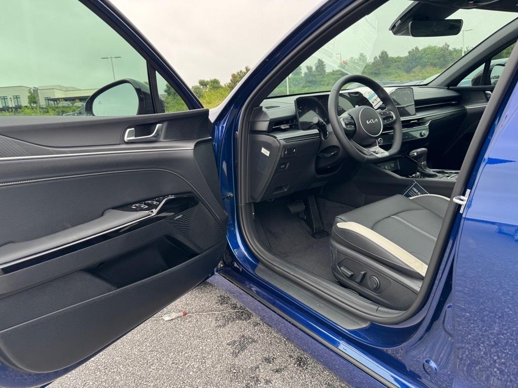 new 2026 Kia K5 car, priced at $32,202