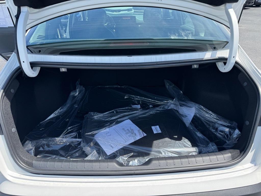 new 2025 Kia K4 car, priced at $23,652