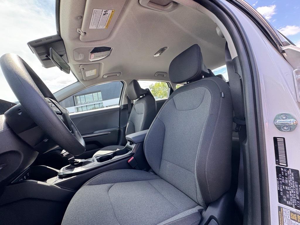 new 2025 Kia K4 car, priced at $23,652