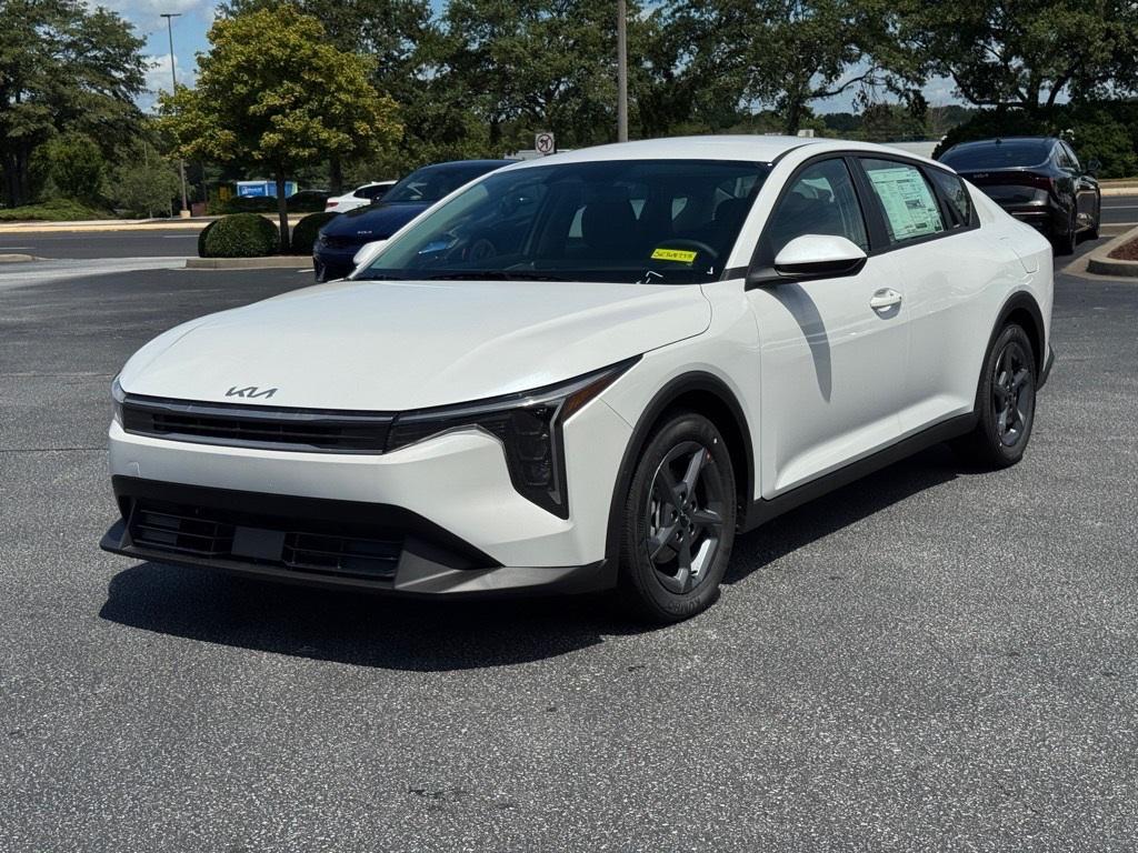 new 2025 Kia K4 car, priced at $23,652