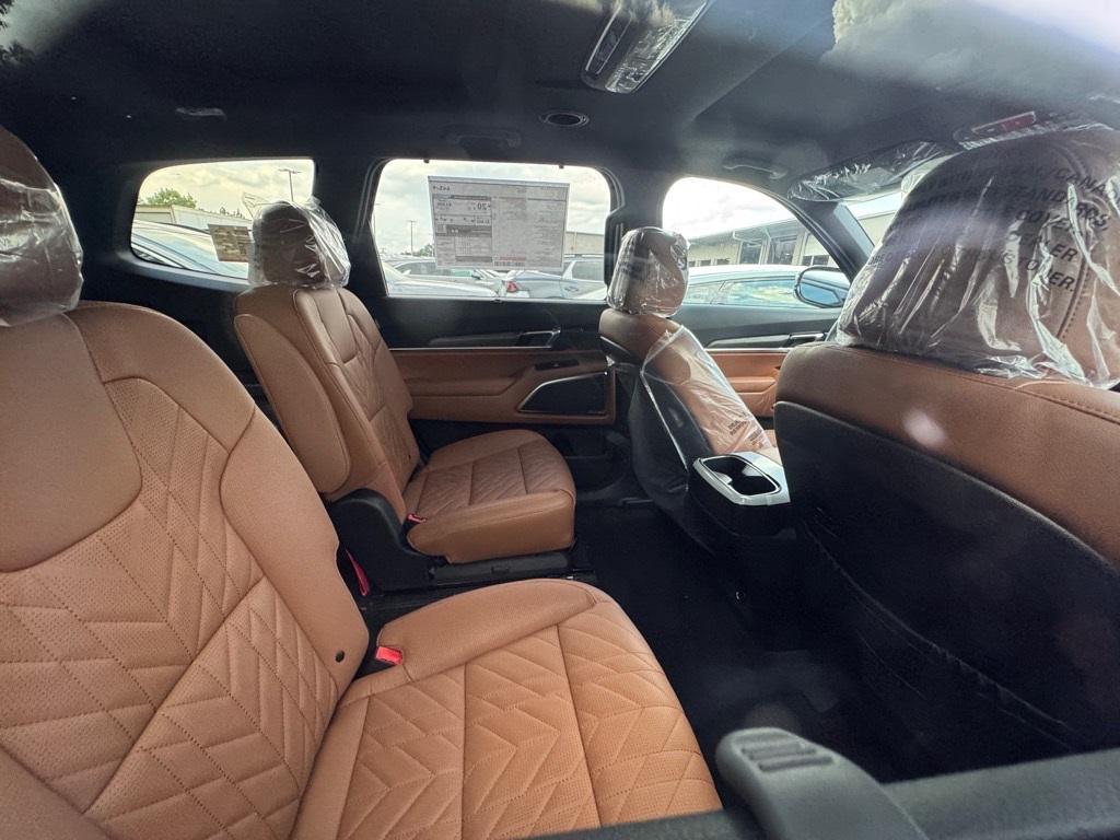 new 2025 Kia Telluride car, priced at $50,435