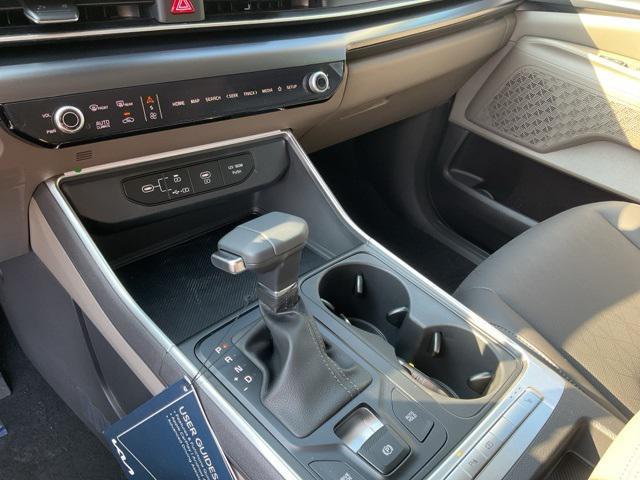 new 2025 Kia Carnival car, priced at $39,478