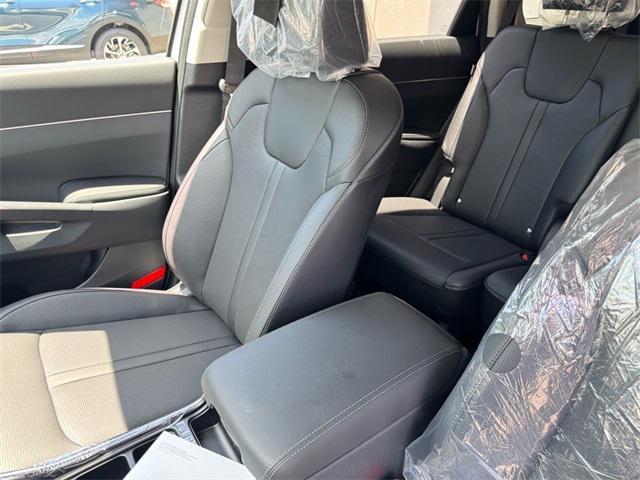 new 2025 Kia Sorento car, priced at $37,025