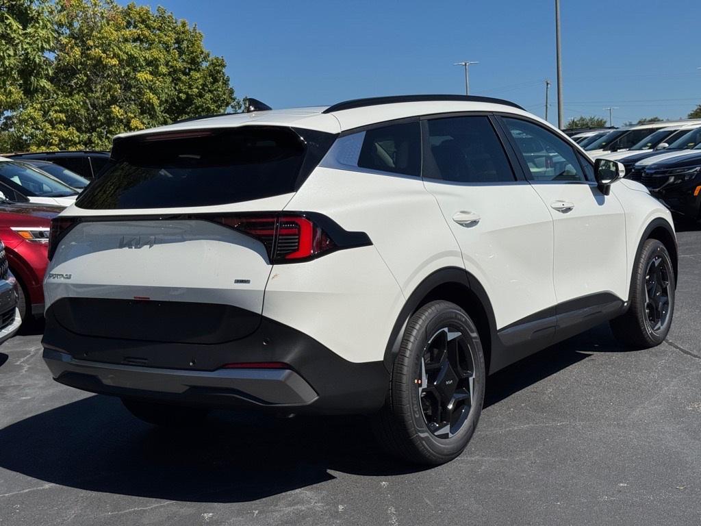 new 2026 Kia Sportage Hybrid car, priced at $35,353