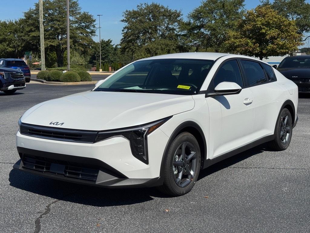 new 2025 Kia K4 car, priced at $23,590