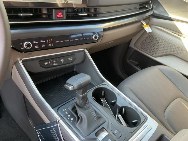 new 2025 Kia Carnival car, priced at $39,122