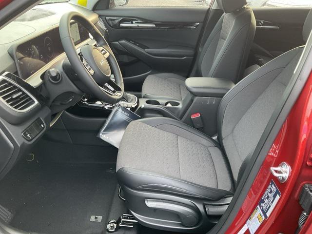 new 2025 Kia Seltos car, priced at $30,232