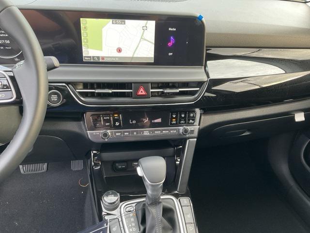 new 2025 Kia Seltos car, priced at $30,232
