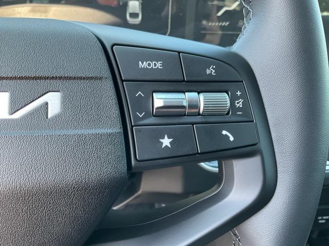 new 2025 Kia K4 car, priced at $24,132