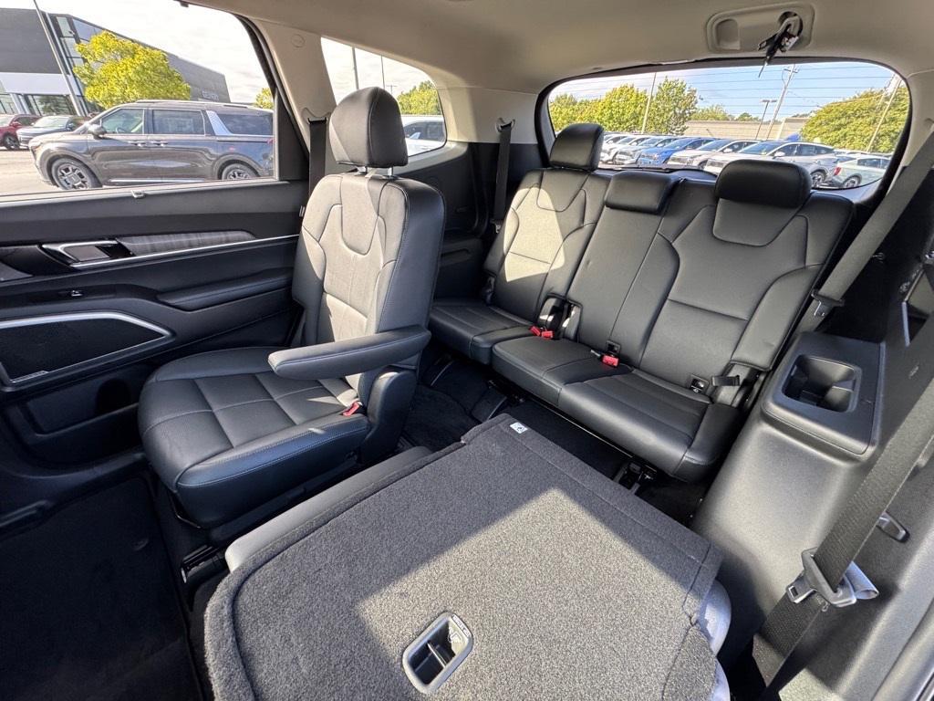 used 2023 Kia Telluride car, priced at $33,579