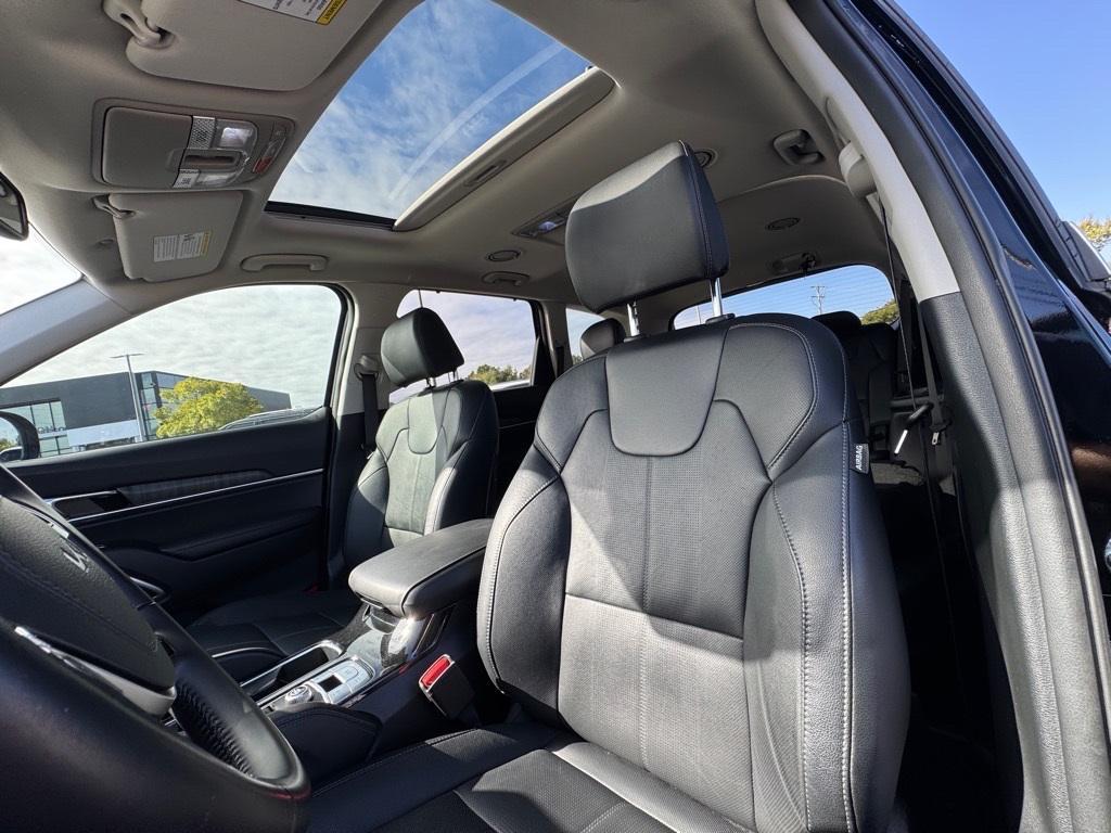 used 2023 Kia Telluride car, priced at $33,579