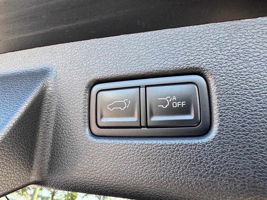 used 2023 Kia Telluride car, priced at $33,579