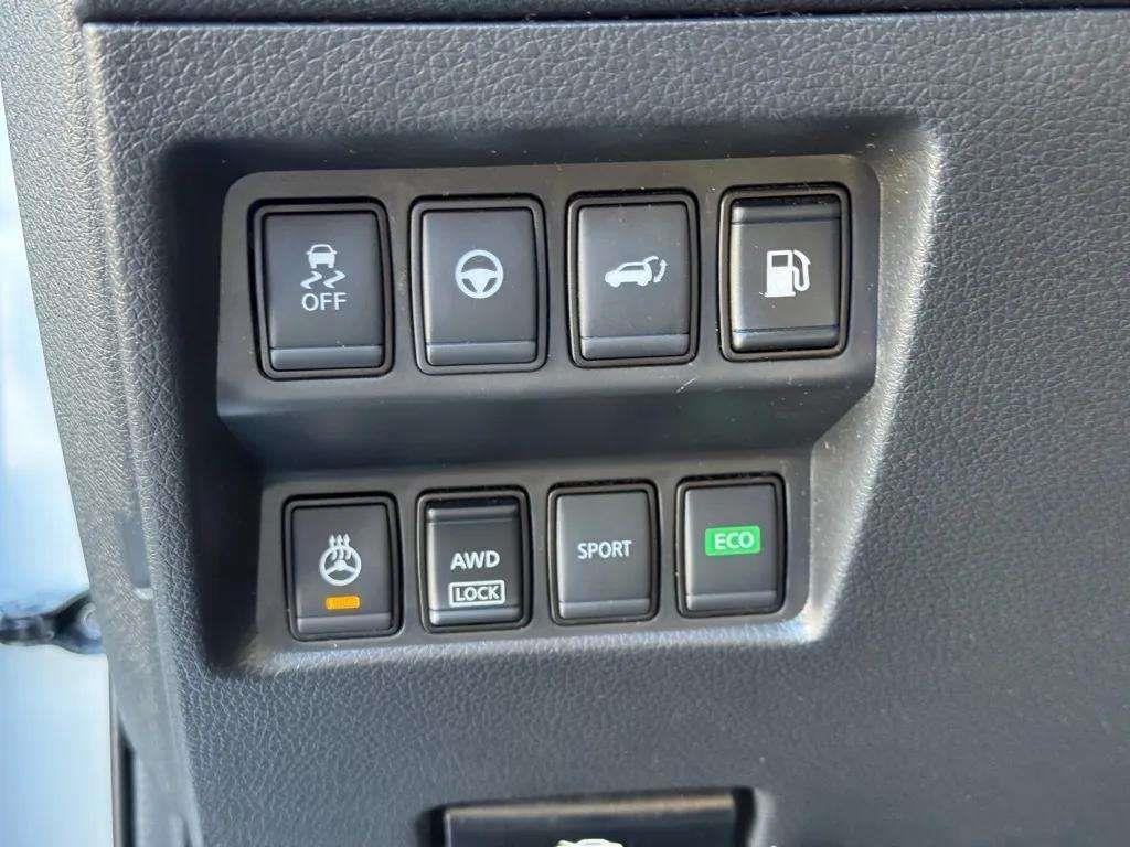 used 2019 Nissan Rogue car, priced at $15,835