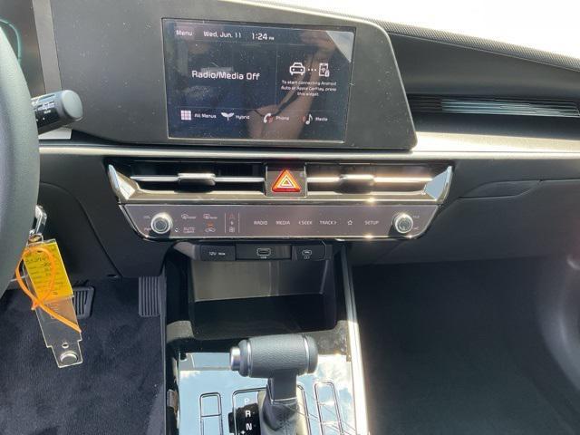 new 2025 Kia Niro car, priced at $27,209
