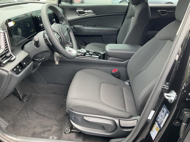 new 2025 Kia Sportage Hybrid car, priced at $30,299