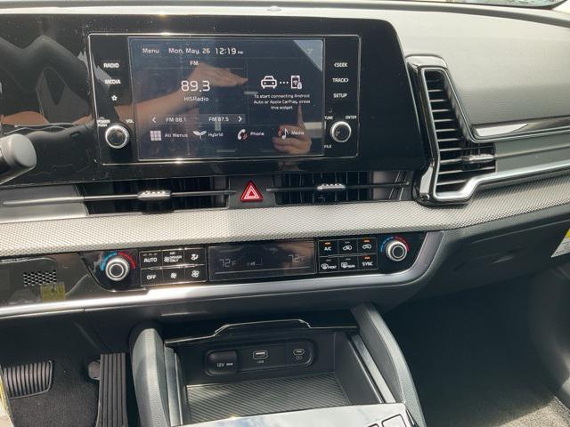 new 2025 Kia Sportage Hybrid car, priced at $30,299