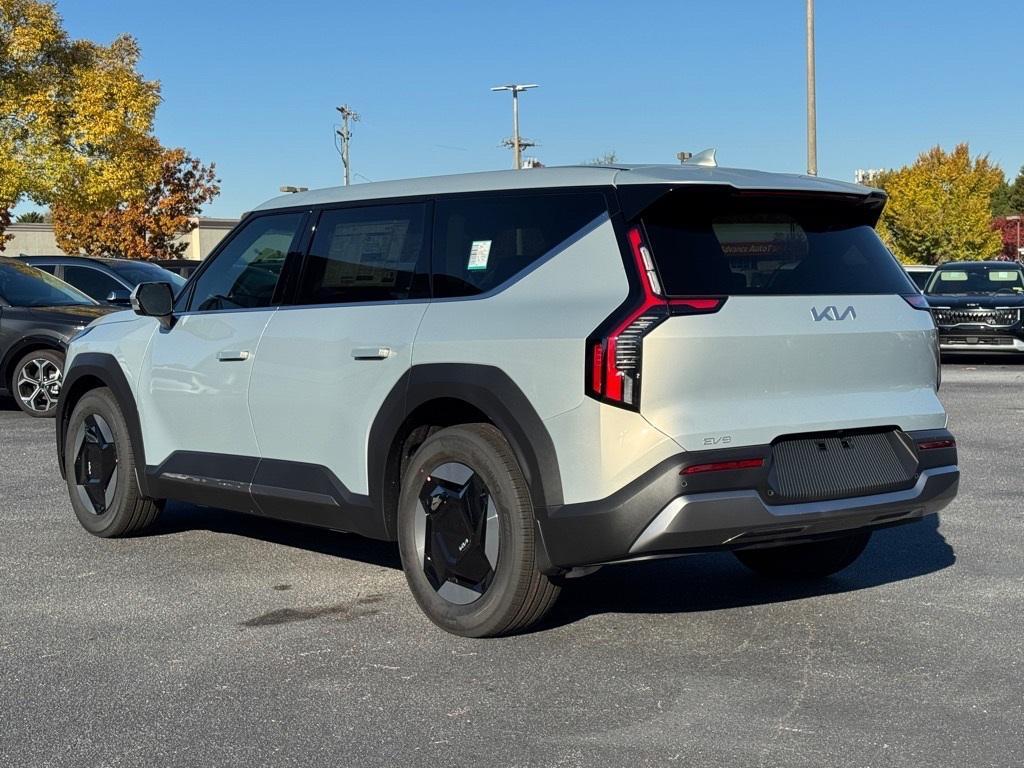 new 2026 Kia EV9 car, priced at $57,298