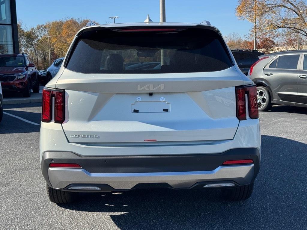 new 2026 Kia Sorento car, priced at $38,200