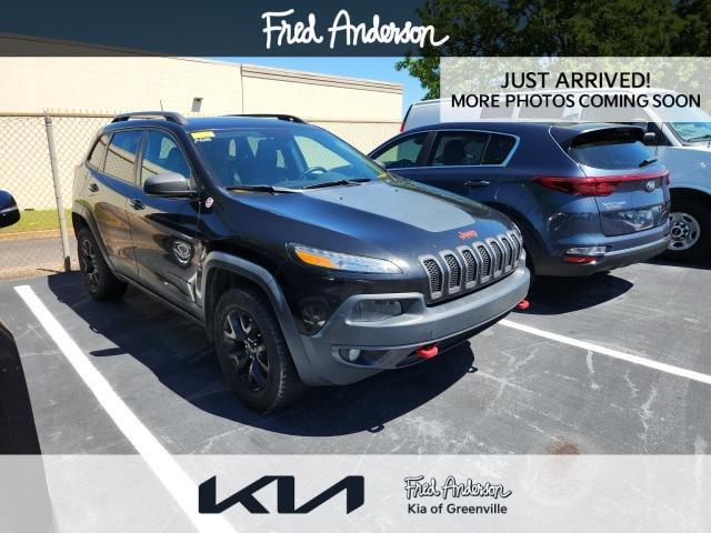 used 2016 Jeep Cherokee car, priced at $9,994