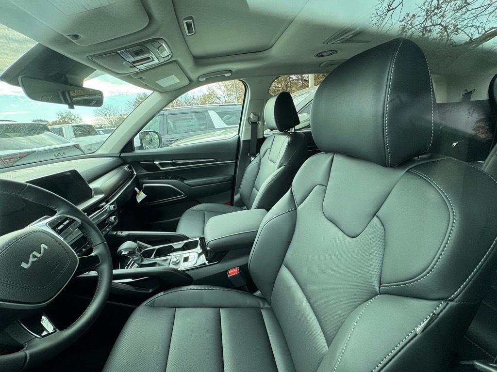 new 2025 Kia Telluride car, priced at $41,795