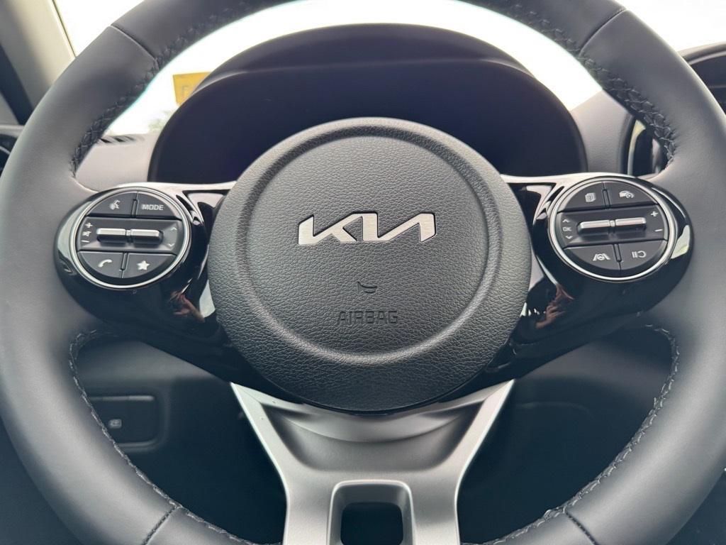 new 2025 Kia Soul car, priced at $25,696