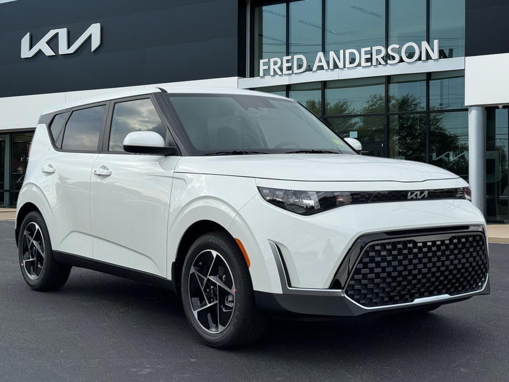 new 2025 Kia Soul car, priced at $25,696