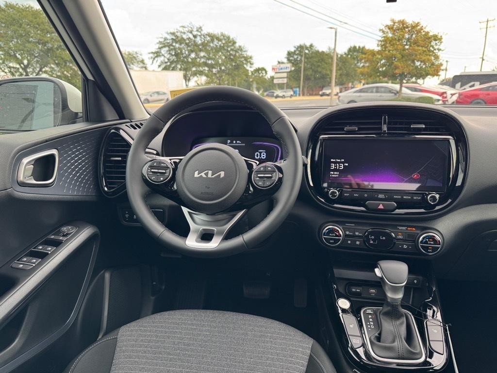 new 2025 Kia Soul car, priced at $25,696