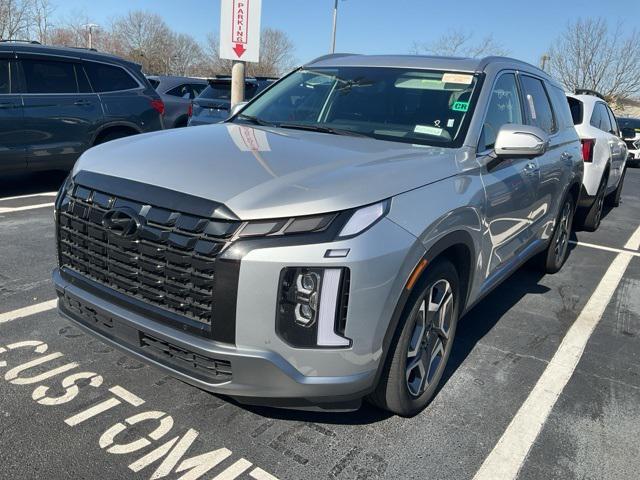 used 2024 Hyundai Palisade car, priced at $40,974