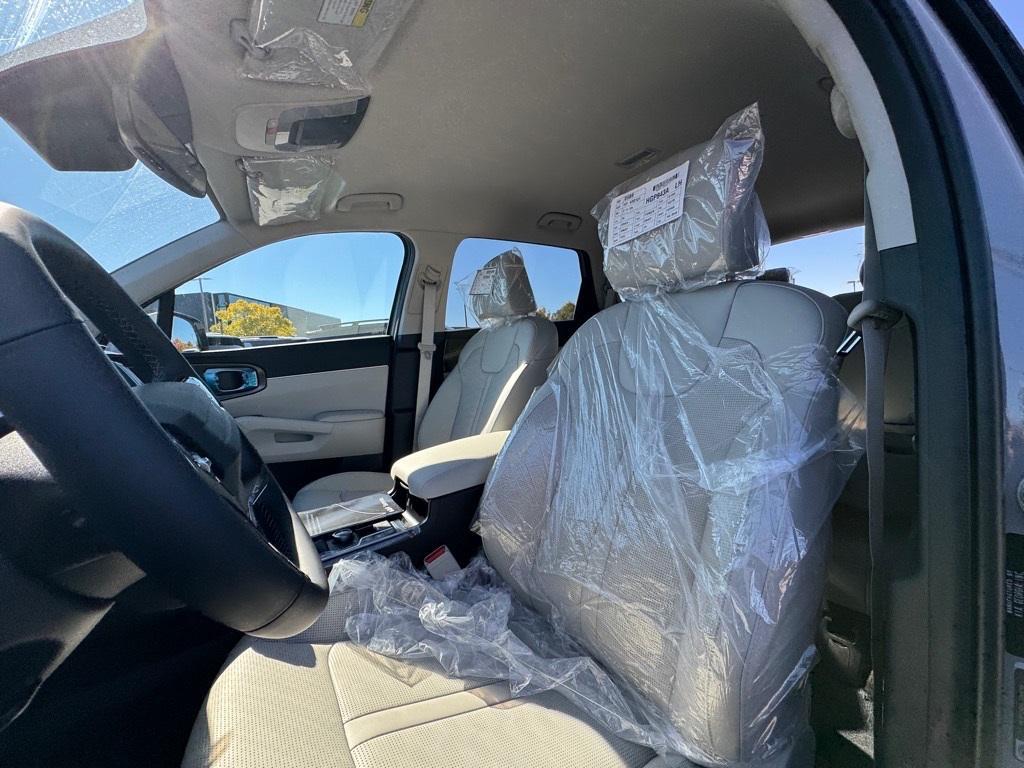 new 2026 Kia Sorento car, priced at $37,854