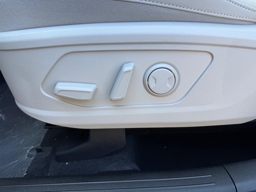 new 2026 Kia Sorento car, priced at $37,854