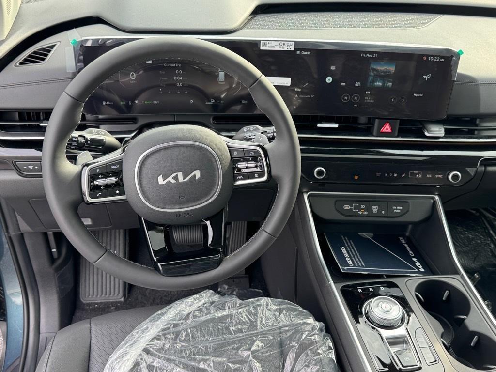 new 2026 Kia Carnival Hybrid car, priced at $57,985