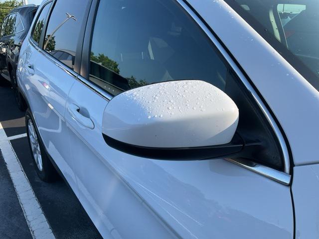 used 2017 Jeep Cherokee car, priced at $15,490