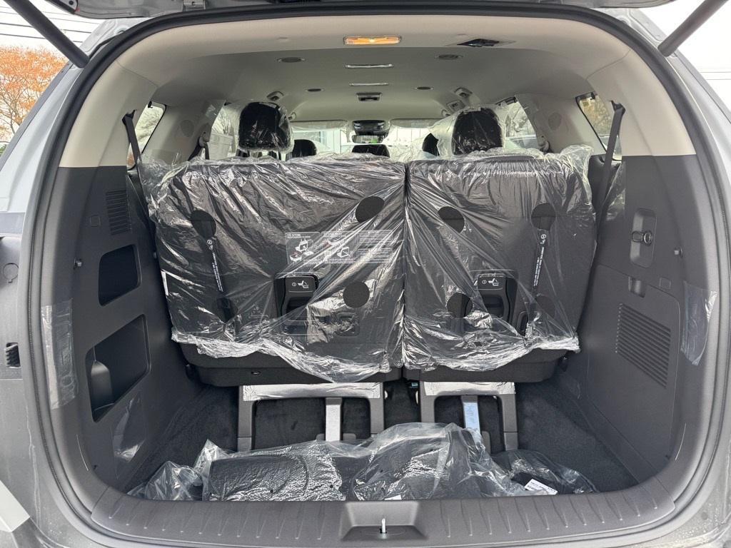new 2026 Kia Carnival car, priced at $44,030