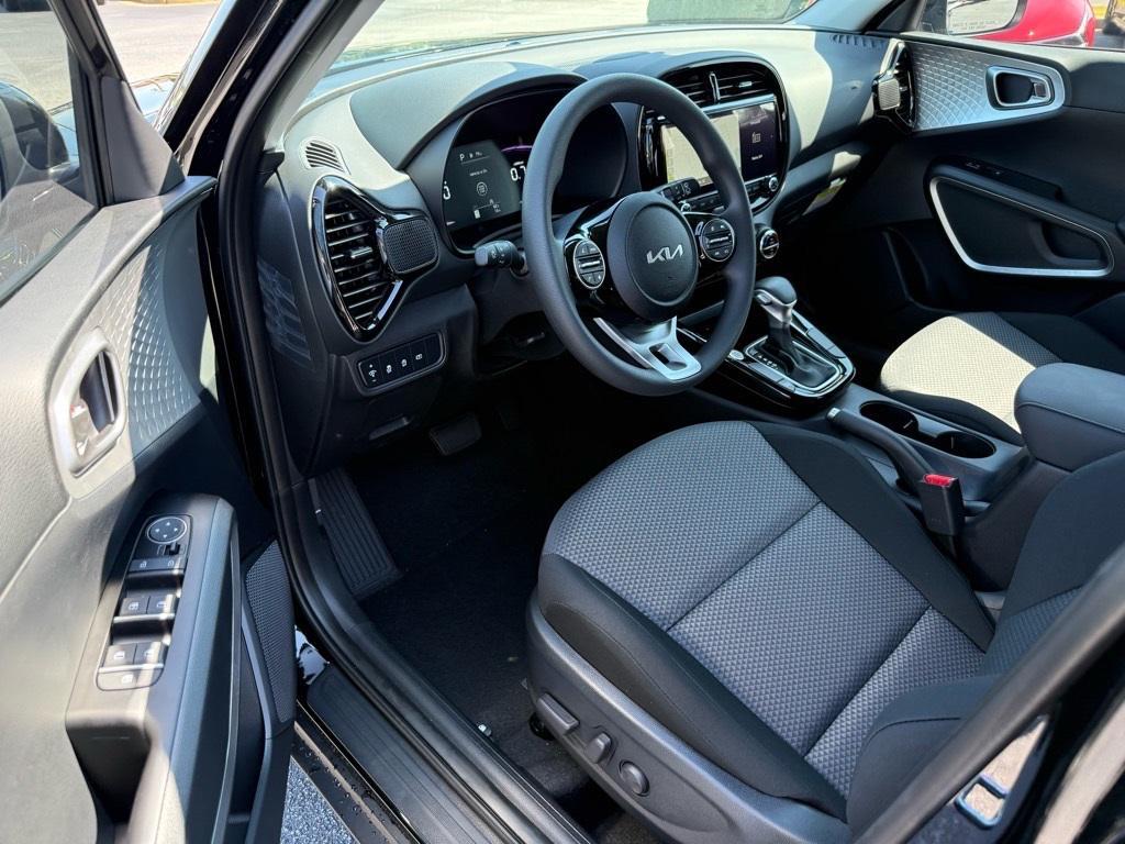 new 2025 Kia Soul car, priced at $23,782