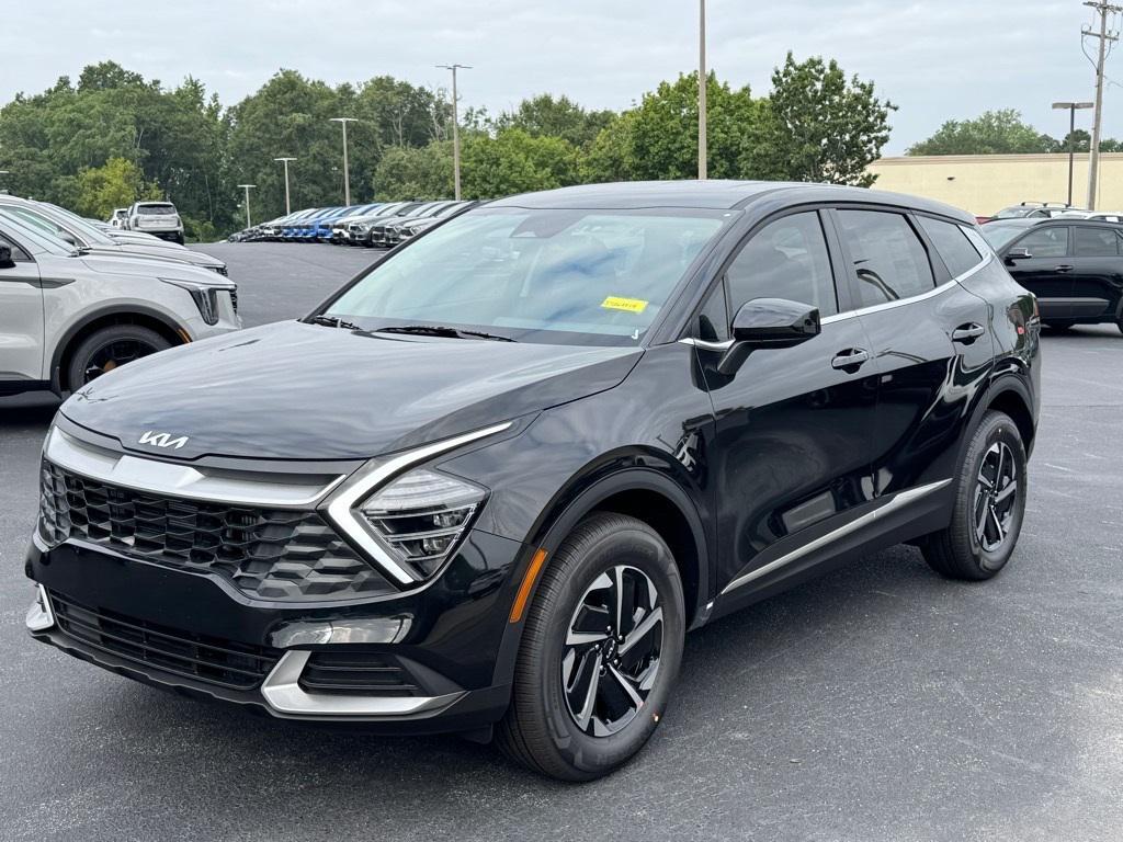 new 2025 Kia Sportage Hybrid car, priced at $30,500