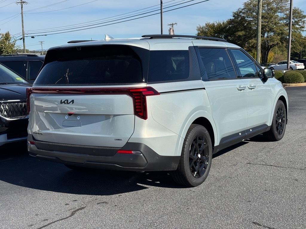 new 2026 Kia Carnival Hybrid car, priced at $52,745