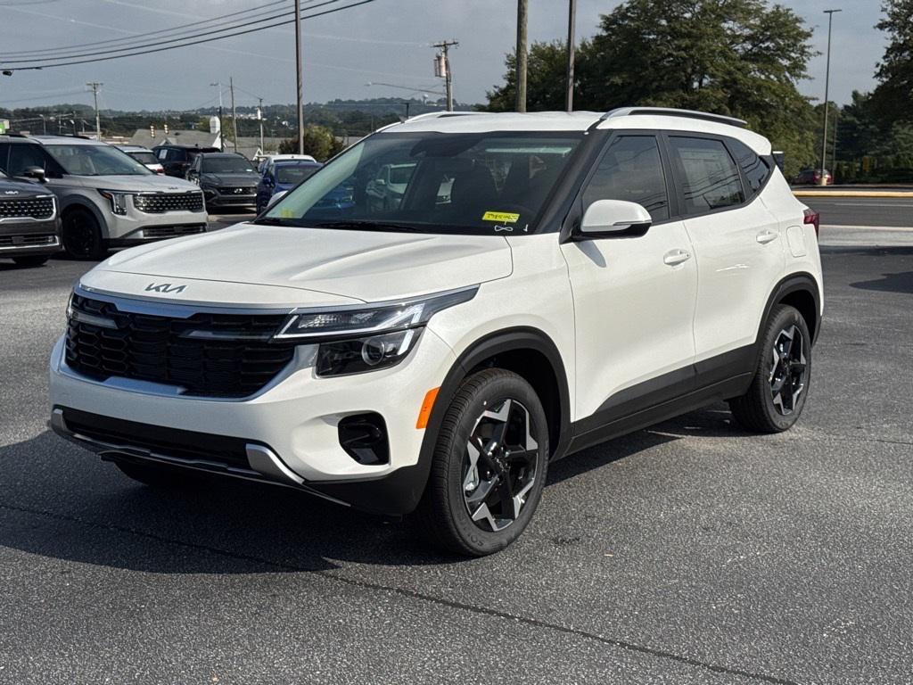 new 2026 Kia Seltos car, priced at $26,071