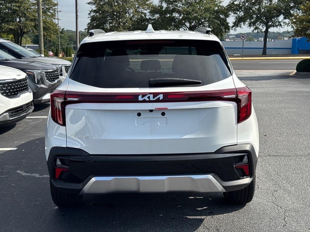 new 2026 Kia Seltos car, priced at $26,071