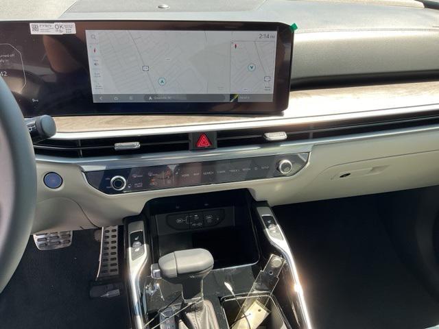 new 2025 Kia Sorento car, priced at $43,415