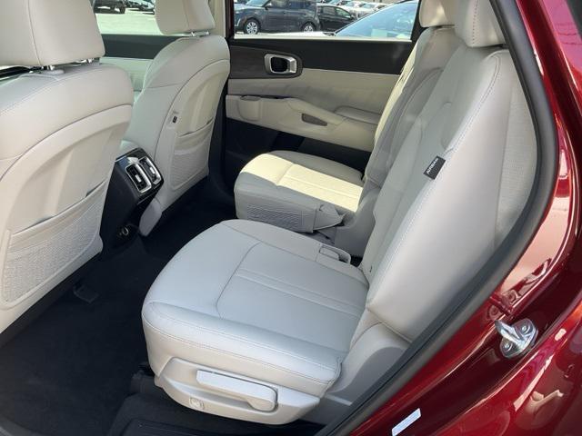 new 2025 Kia Sorento car, priced at $43,415