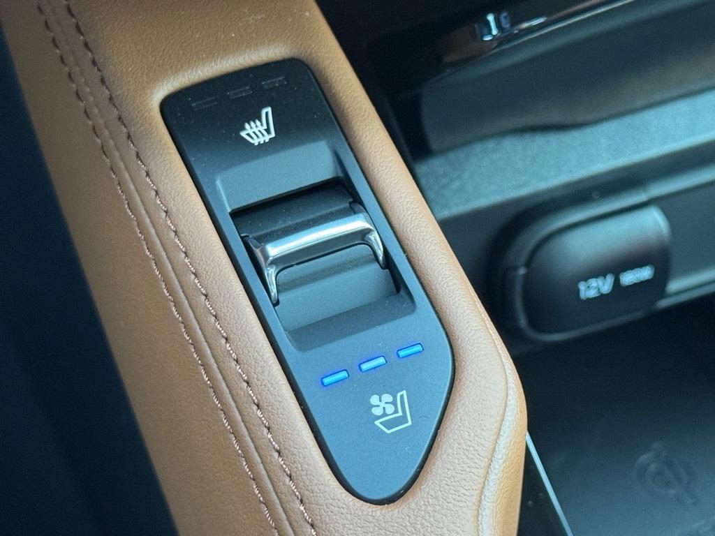 new 2025 Kia Telluride car, priced at $53,323