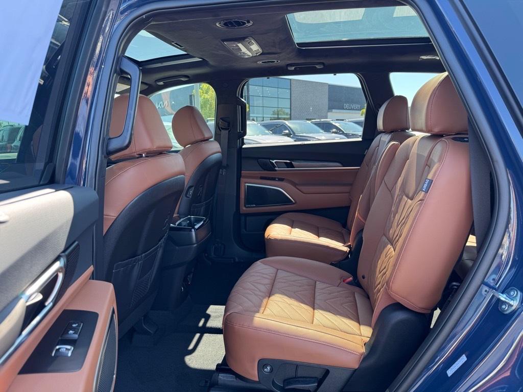 new 2025 Kia Telluride car, priced at $53,323