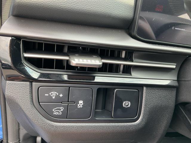 new 2026 Kia Sportage car, priced at $31,695