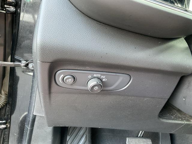 used 2022 Buick Envision car, priced at $19,931