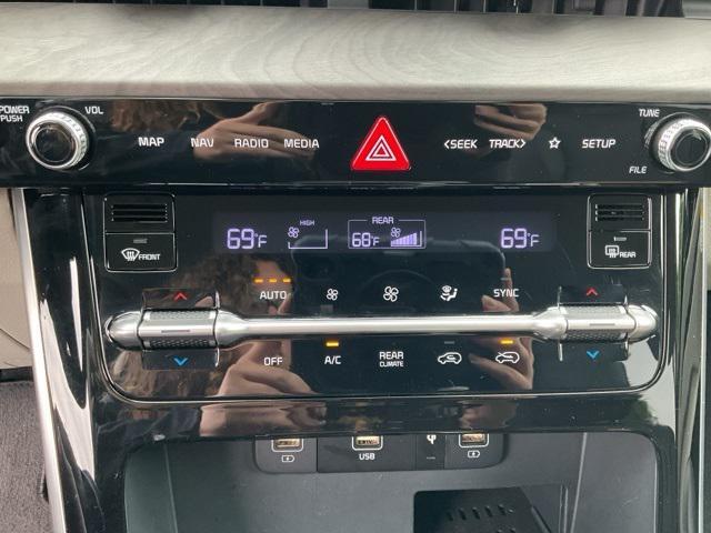 used 2024 Kia Carnival car, priced at $37,541