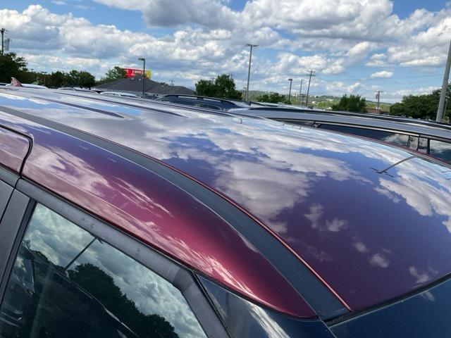 used 2024 Kia Carnival car, priced at $38,899
