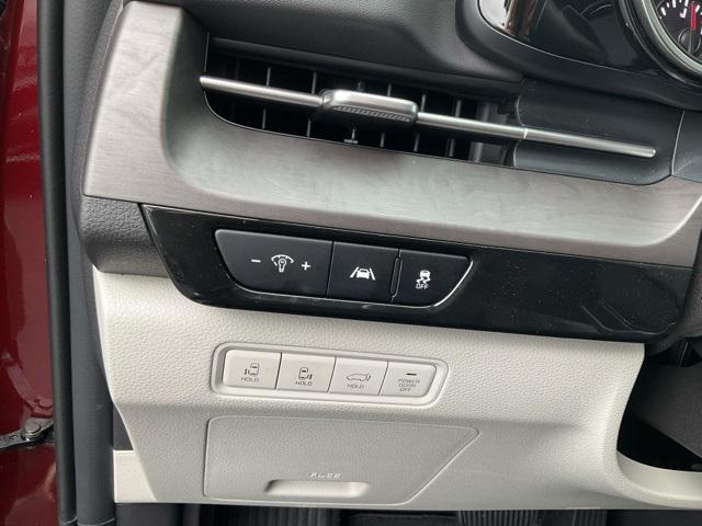 used 2024 Kia Carnival car, priced at $37,541