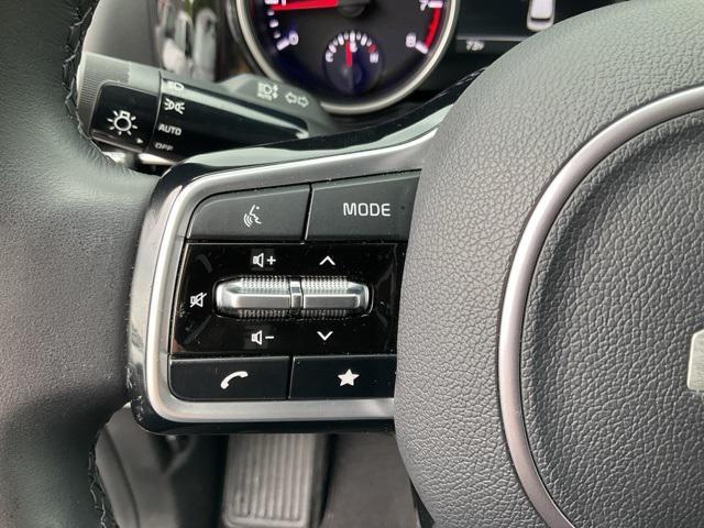 used 2024 Kia Carnival car, priced at $37,541