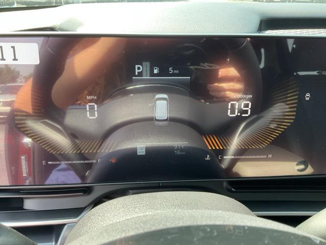 new 2025 Kia Carnival car, priced at $38,047